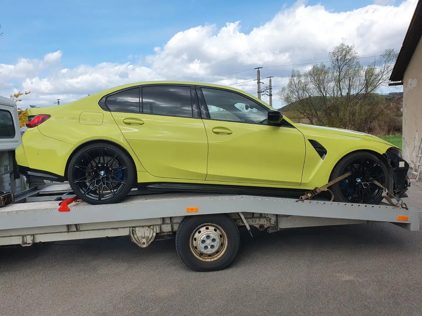 BMW M3 Competition M xDrive Aut./Laser/Carbon/Leder/ Gelb - 2