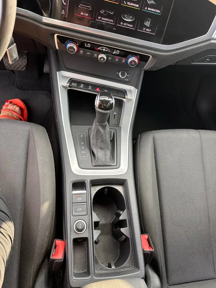 Audi Q3 35 TDI S tronic 110kW, foto 11