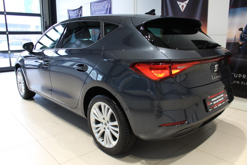 SEAT Leon Style Edition 1.5 eTSI DSG ACC+CARPLAY+RKAM Klima — photo 2