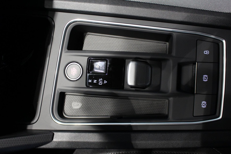 SEAT Leon Style Edition 1.5 eTSI DSG ACC+CARPLAY+RKAM Klima — photo 10