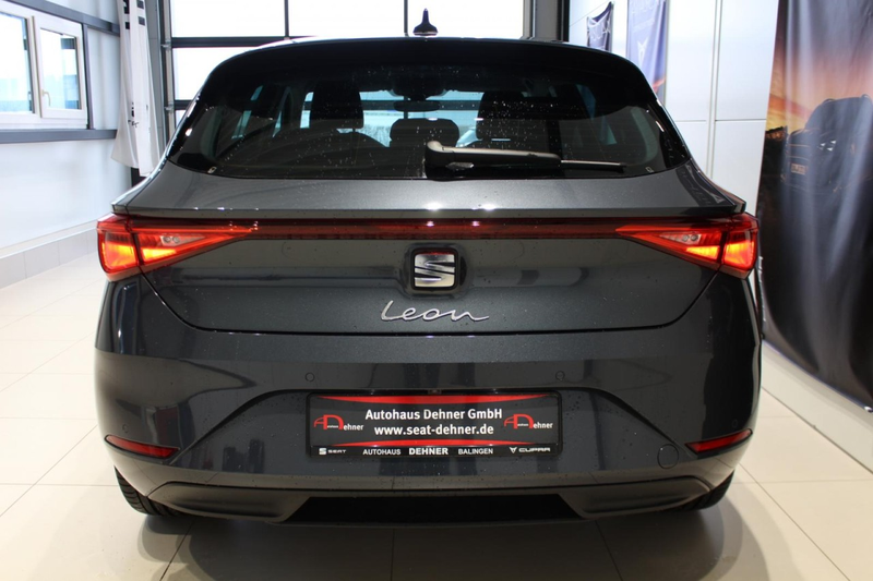 SEAT Leon Style Edition 1.5 eTSI DSG ACC+CARPLAY+RKAM Klima — photo 5