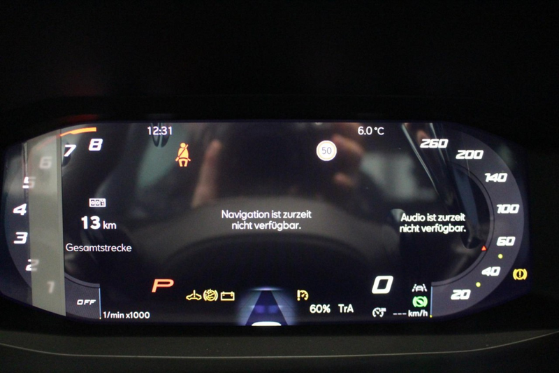 SEAT Leon Style Edition 1.5 eTSI DSG ACC+CARPLAY+RKAM Klima — photo 8