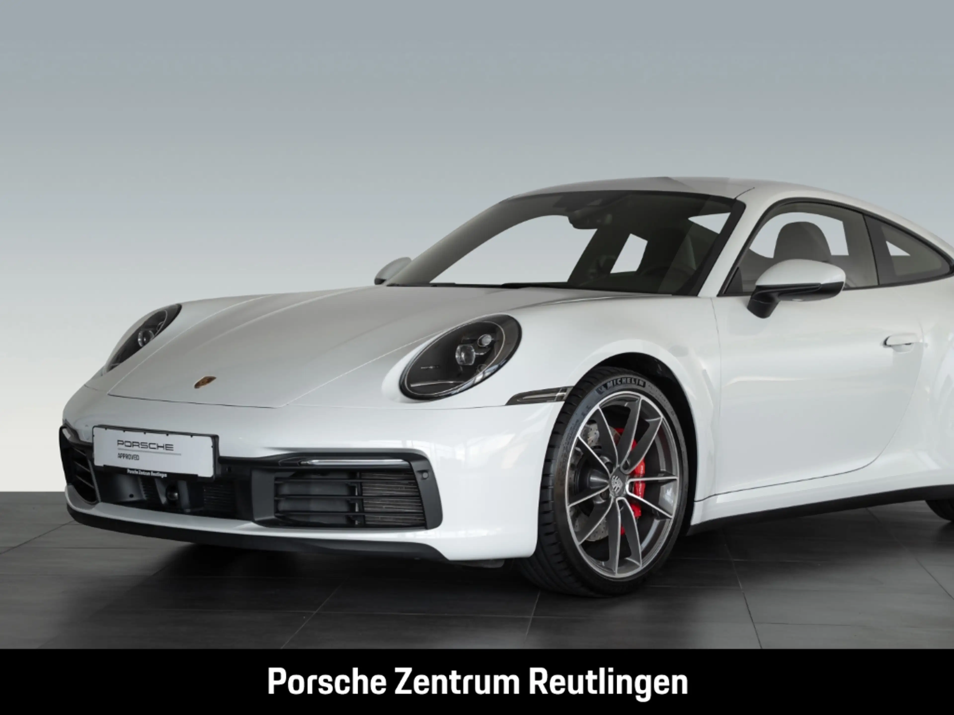 Porsche 992 (911) Carrera S — photo 9