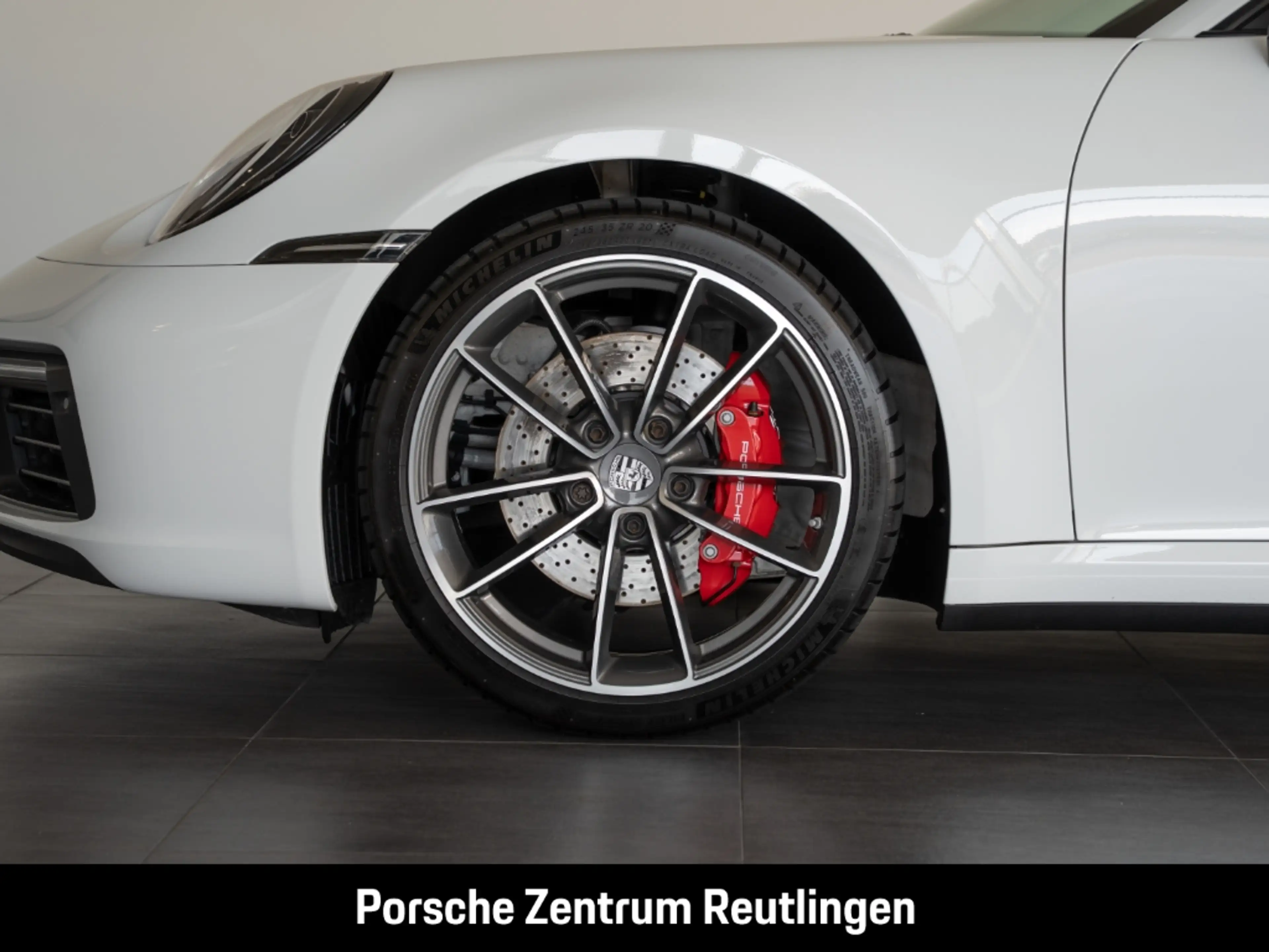 Porsche 992 (911) Carrera S — photo 10