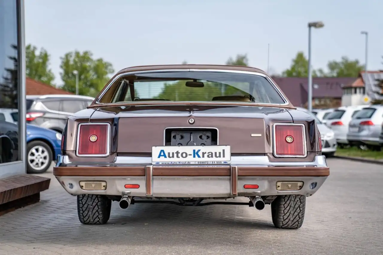 Chrysler Cordoba Coupe V8 5.2L two Door Oldimer inclusive H, foto 4