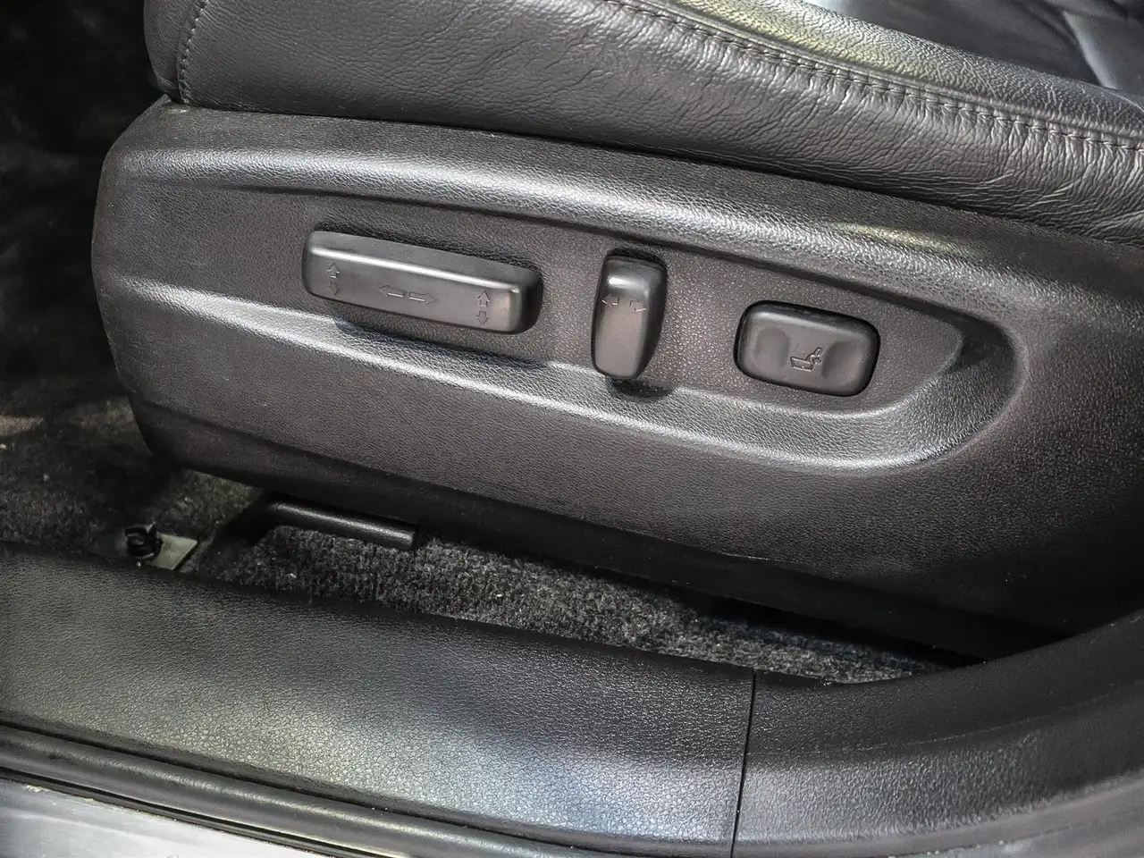 Acura MDX снимка Acura MDX