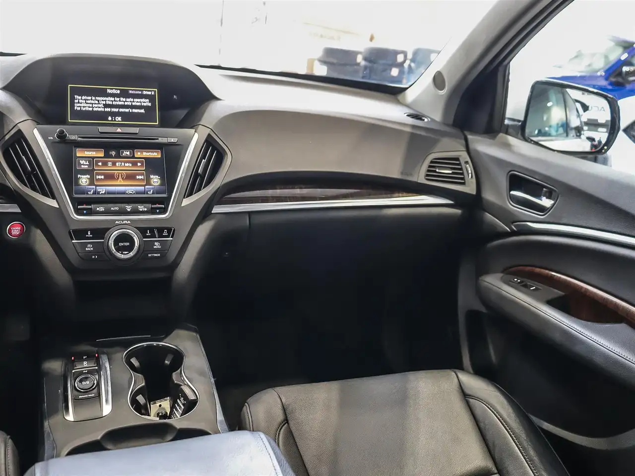 Acura MDX снимка Acura MDX