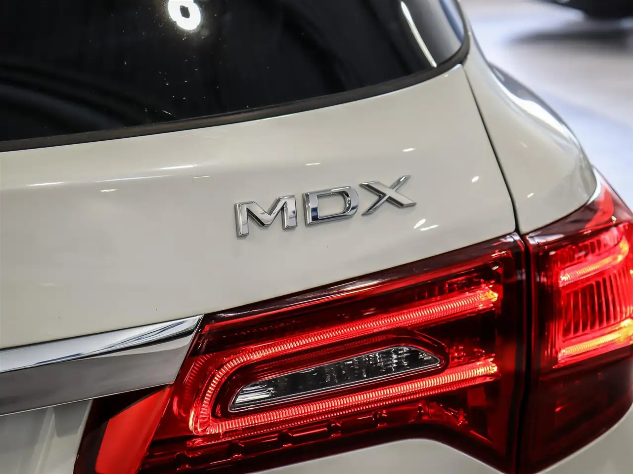 Acura MDX снимка Acura MDX