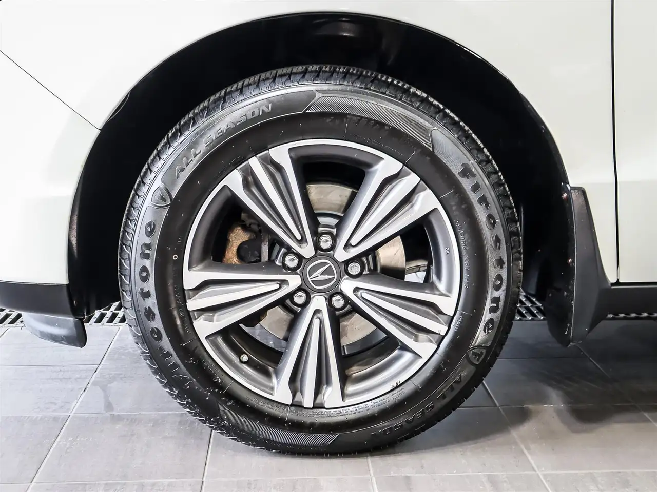 Acura MDX снимка Acura MDX