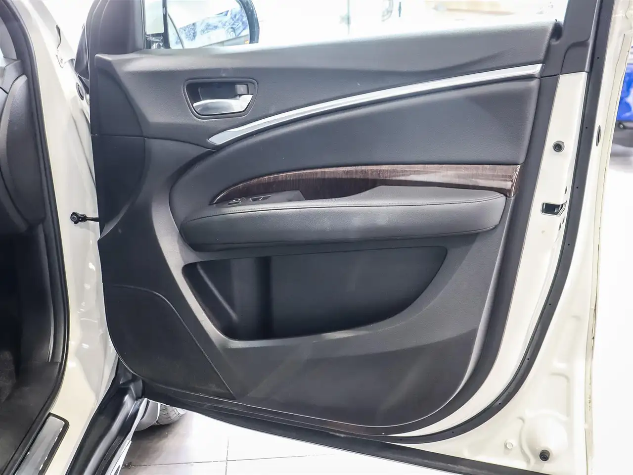 Acura MDX снимка Acura MDX