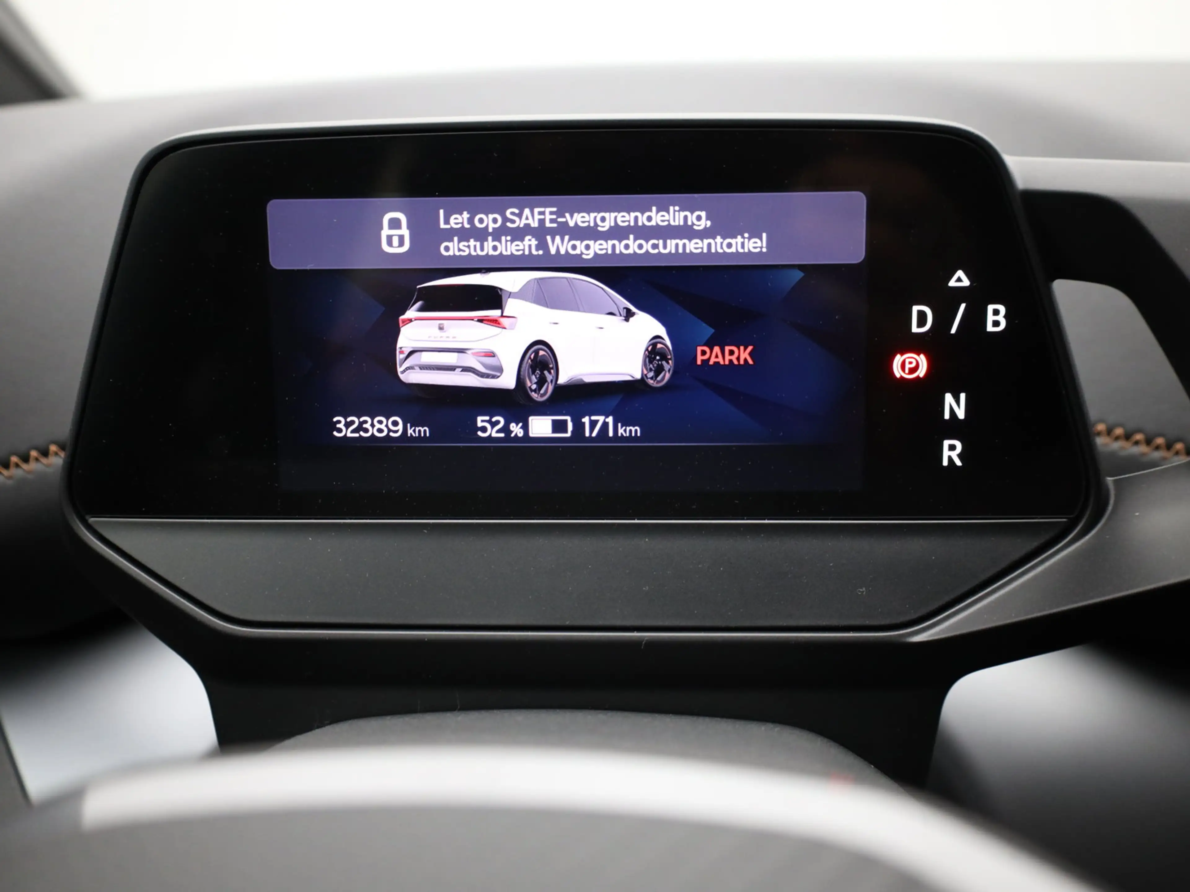 CUPRA Born Born eBoost 231pk (170kW) v 58 kWh — photo 13