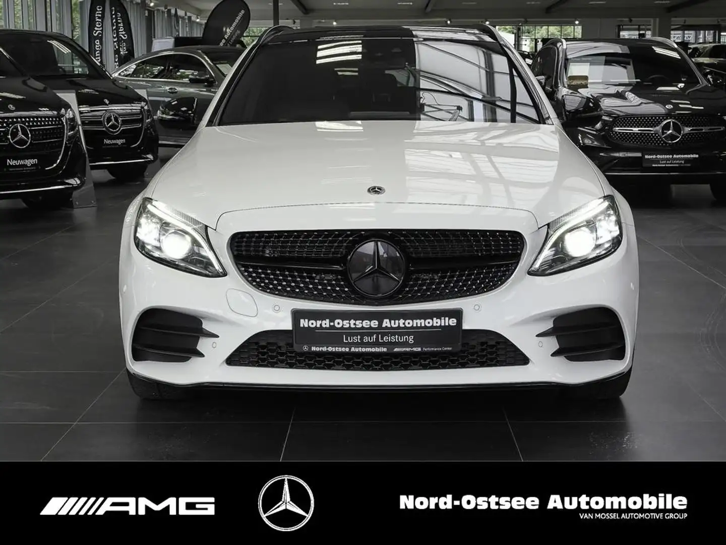 Mercedes-Benz C 300 e T AMG NIGHT EDITION PANO DISTRONIC SPUR Blanc - 2