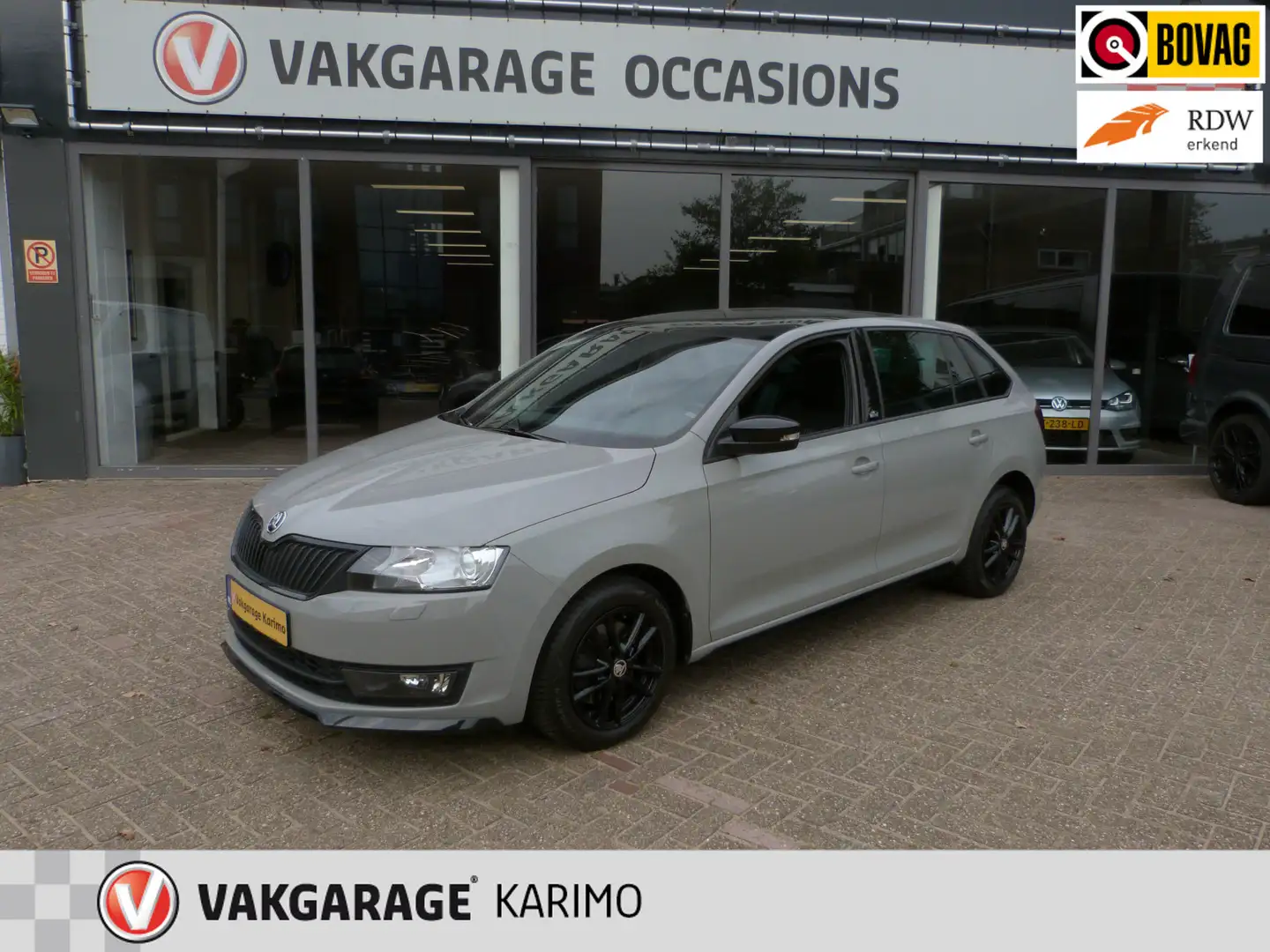 Skoda Rapid/Spaceback 1.2 TSI Monte carlo Panorama Gris - 1