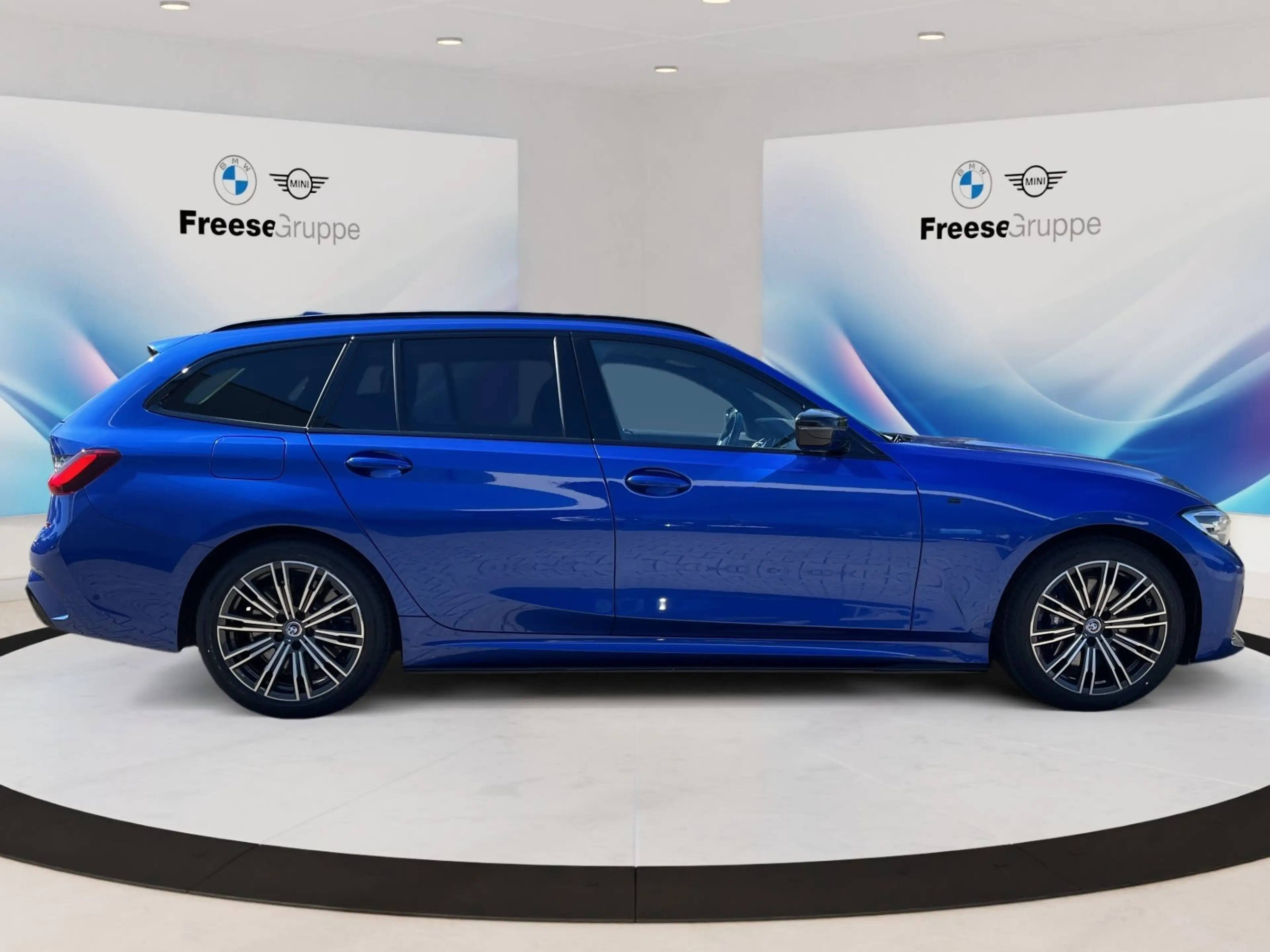 BMW 340 M340i xDrive Touring AHK HEAD-UP RFK HIFI XDRIVE — photo 6