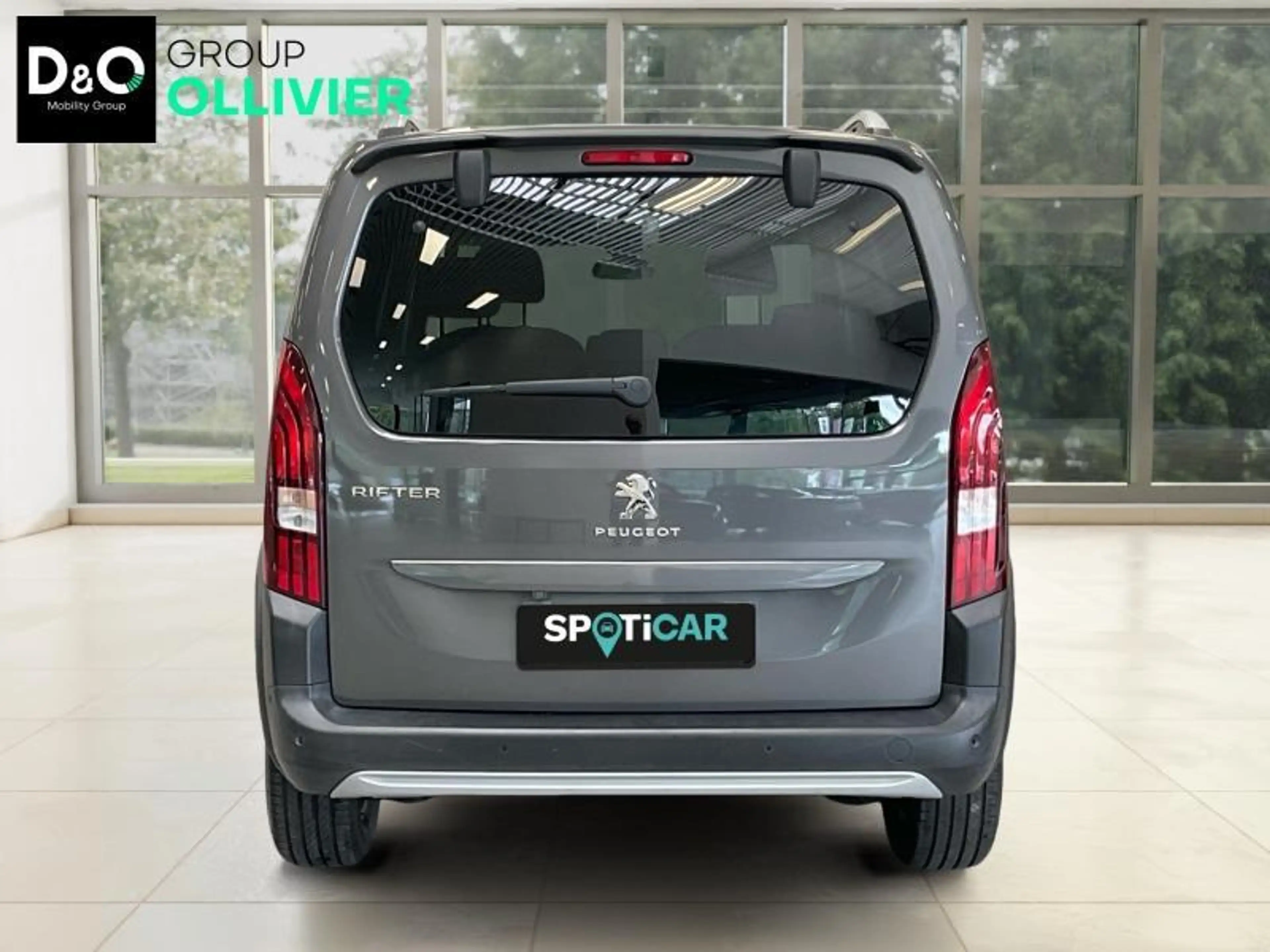 Peugeot Rifter Allure Boite Auto - 3x Isofix - — photo 4