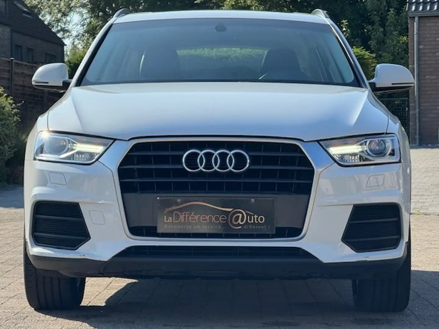 Audi Q3 1.4 TFSI c.o.d S tronic - Clim - Cuir - JA - TO Wit - 2