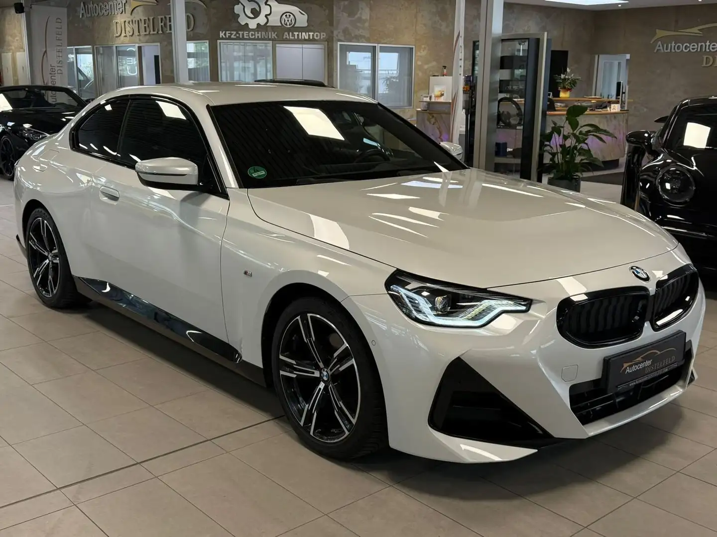 BMW 220 i M Sport Head Up beheiz. Lenkr liveCockpit 18" Weiß - 1