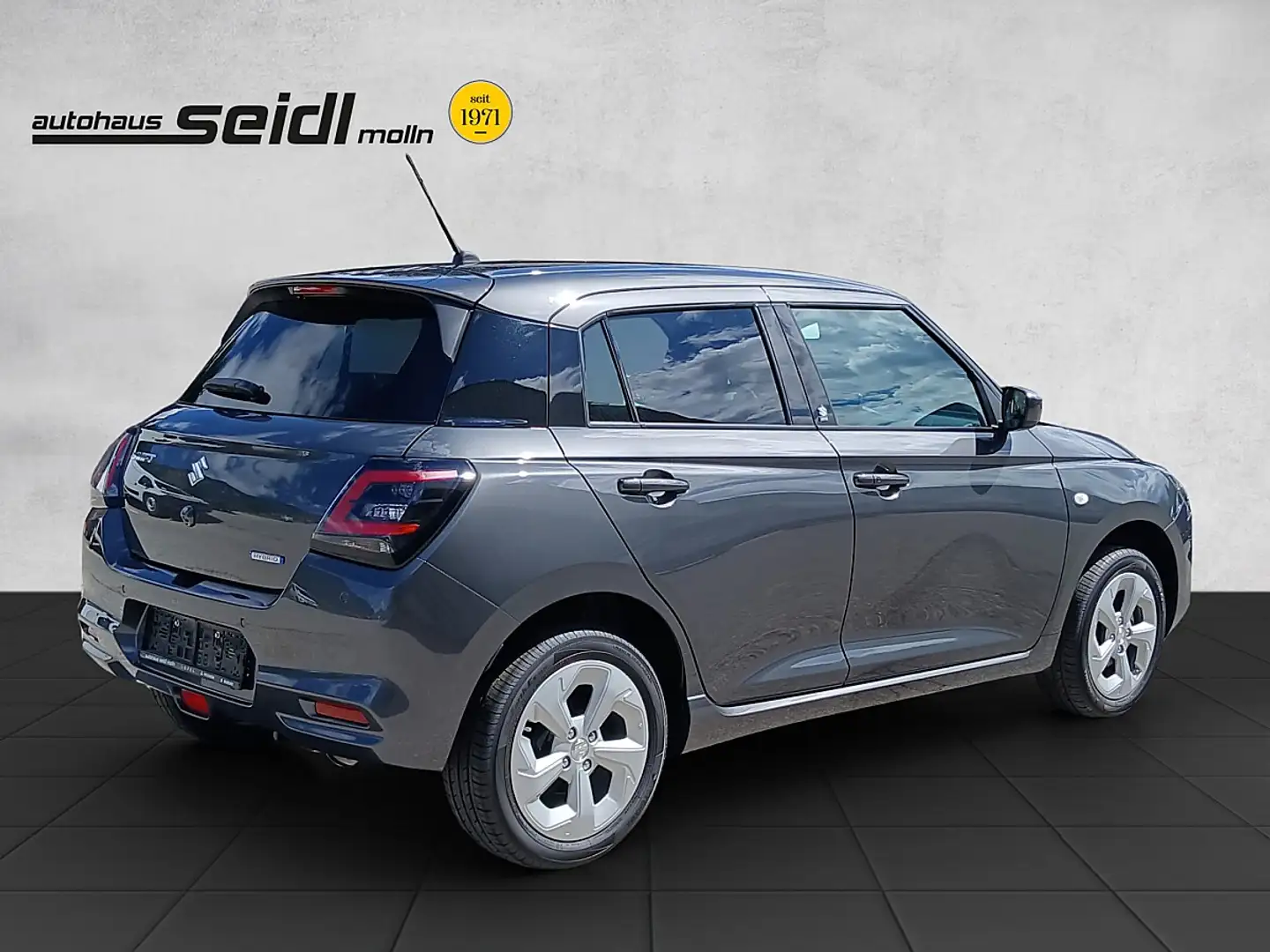Suzuki Swift 1,2 Hybrid Allgrip 4x4 Shine Grau - 2