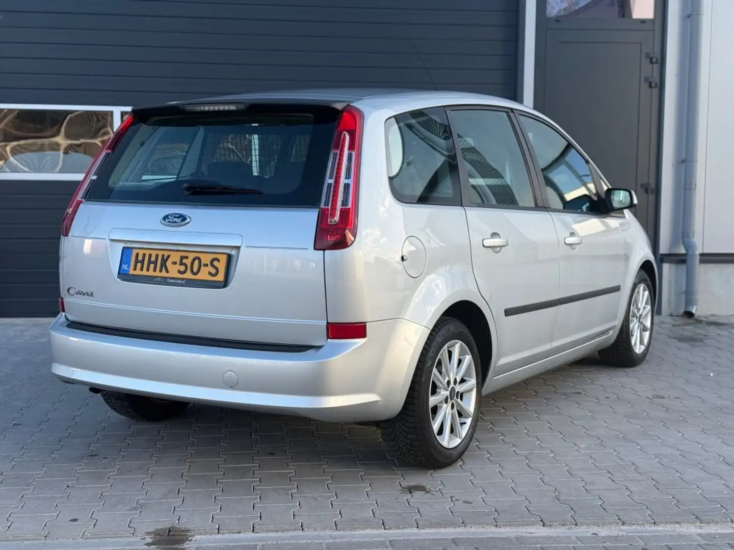 Ford C-Max 1.6-16V TREND *APK 04-2026* AIRCO CRUISE AUX LICHT Gris - 2