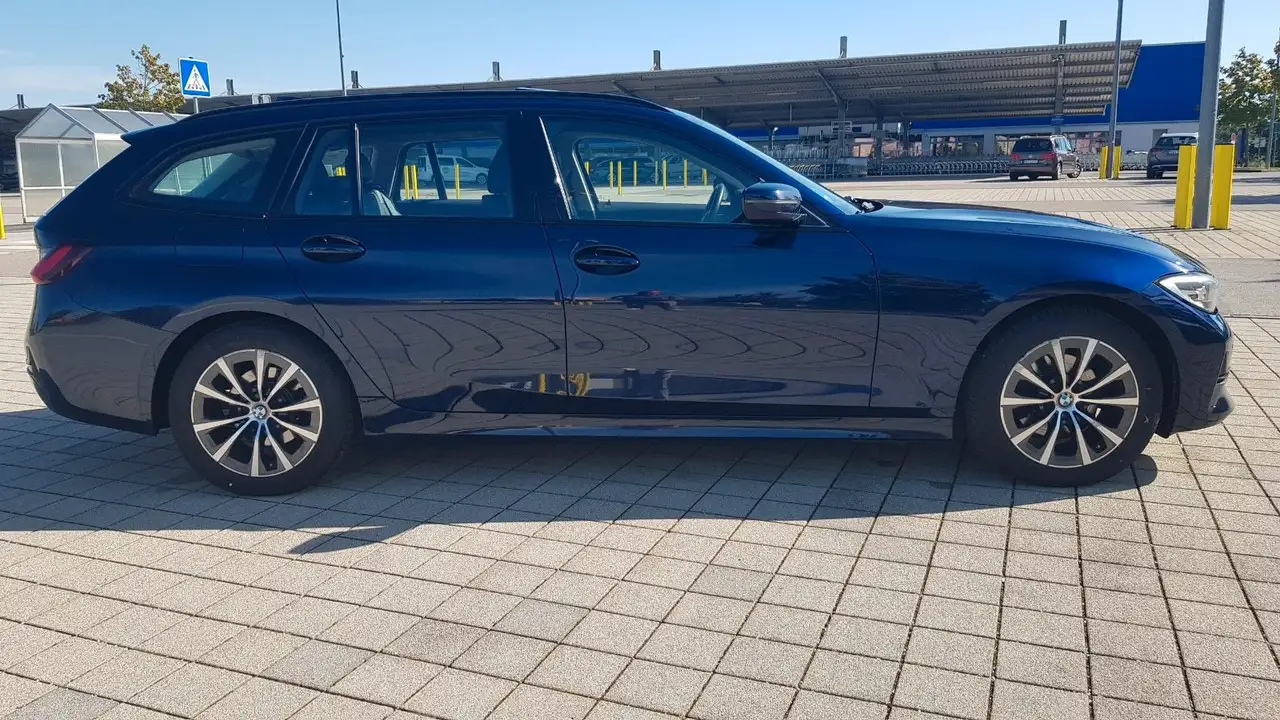 2022 BMW 320 d xD Touring Sport Line Aut.~LED~AHK~Panorama, photograph 5