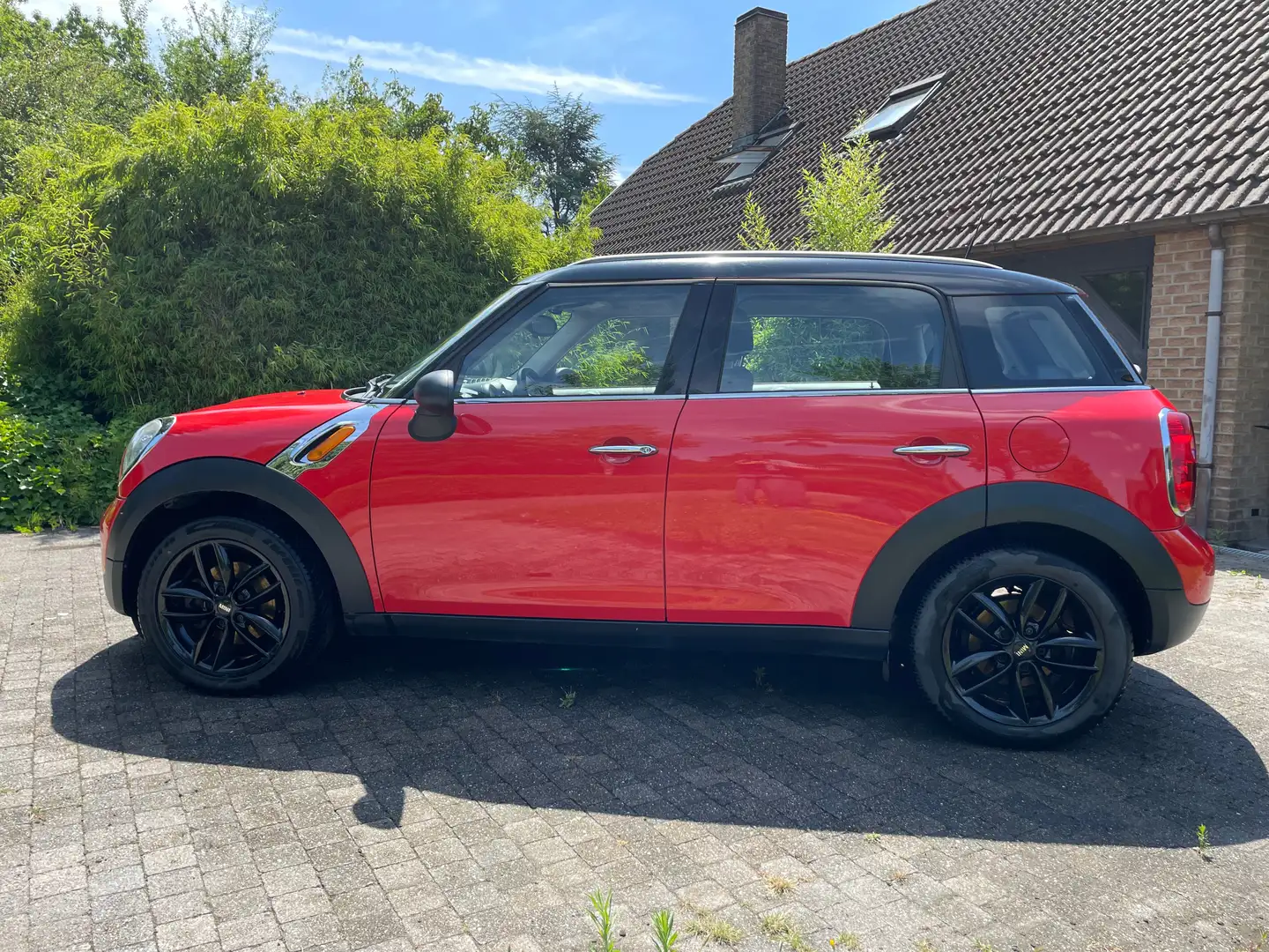 MINI One Countryman Mini One Countryman Rouge - 1