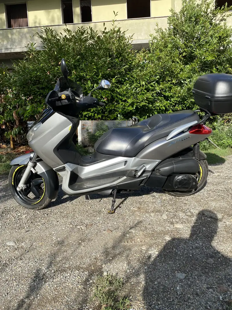 Yamaha X-Max 250 Сірий - 1