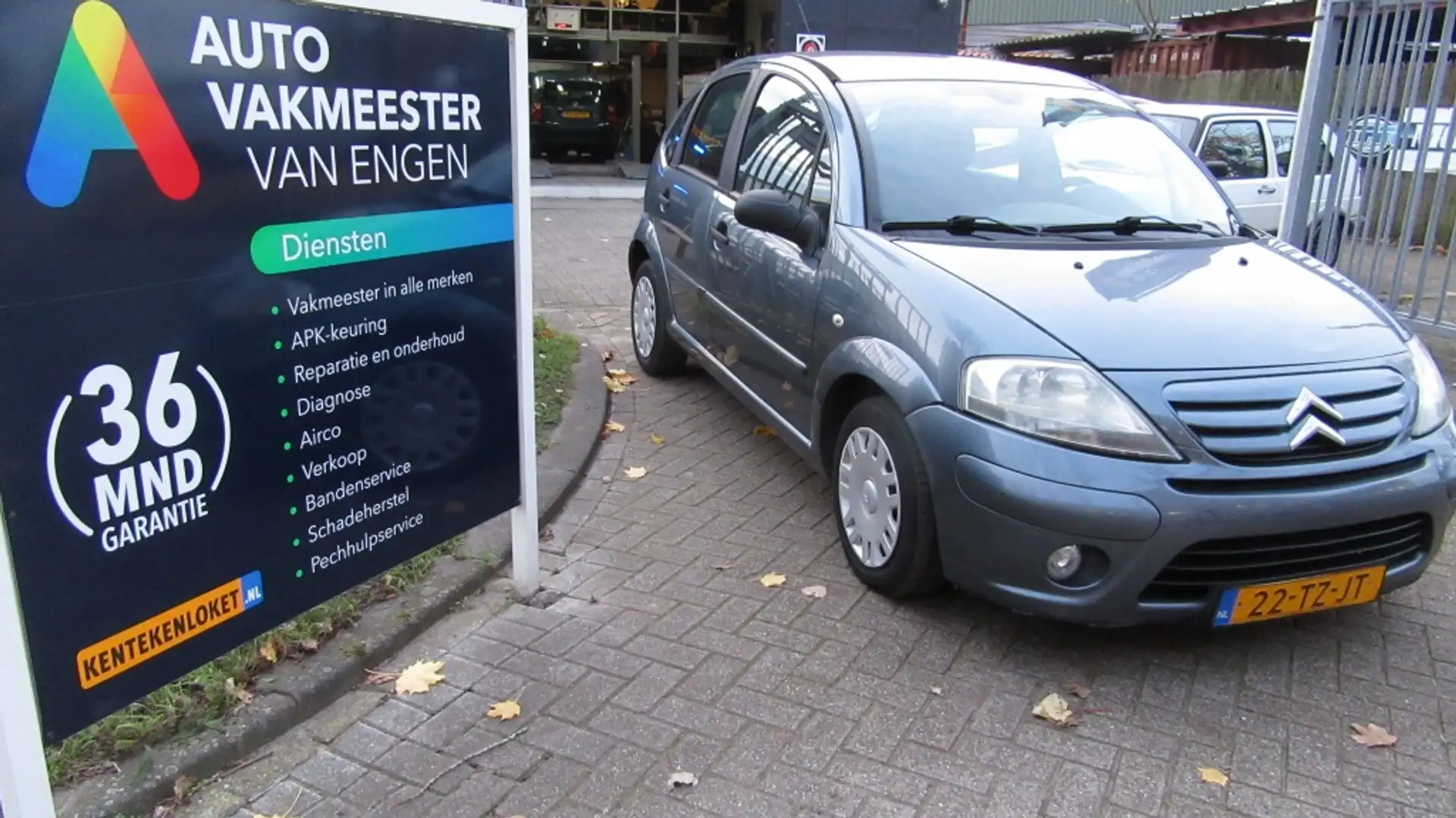 Citroen C3 1.4i Ambiance Grijs - 2