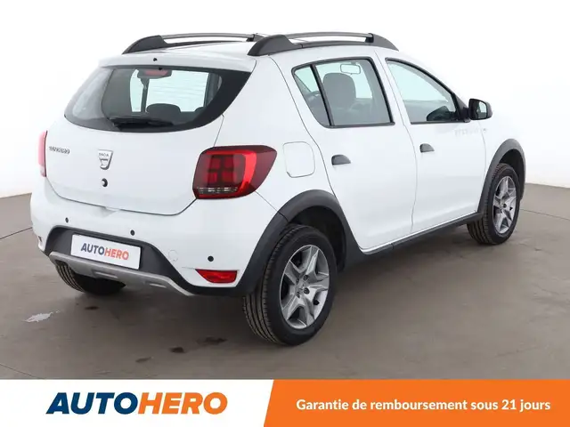 Dacia Sandero Stepway view 6