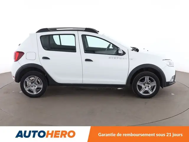 Dacia Sandero Stepway view 7