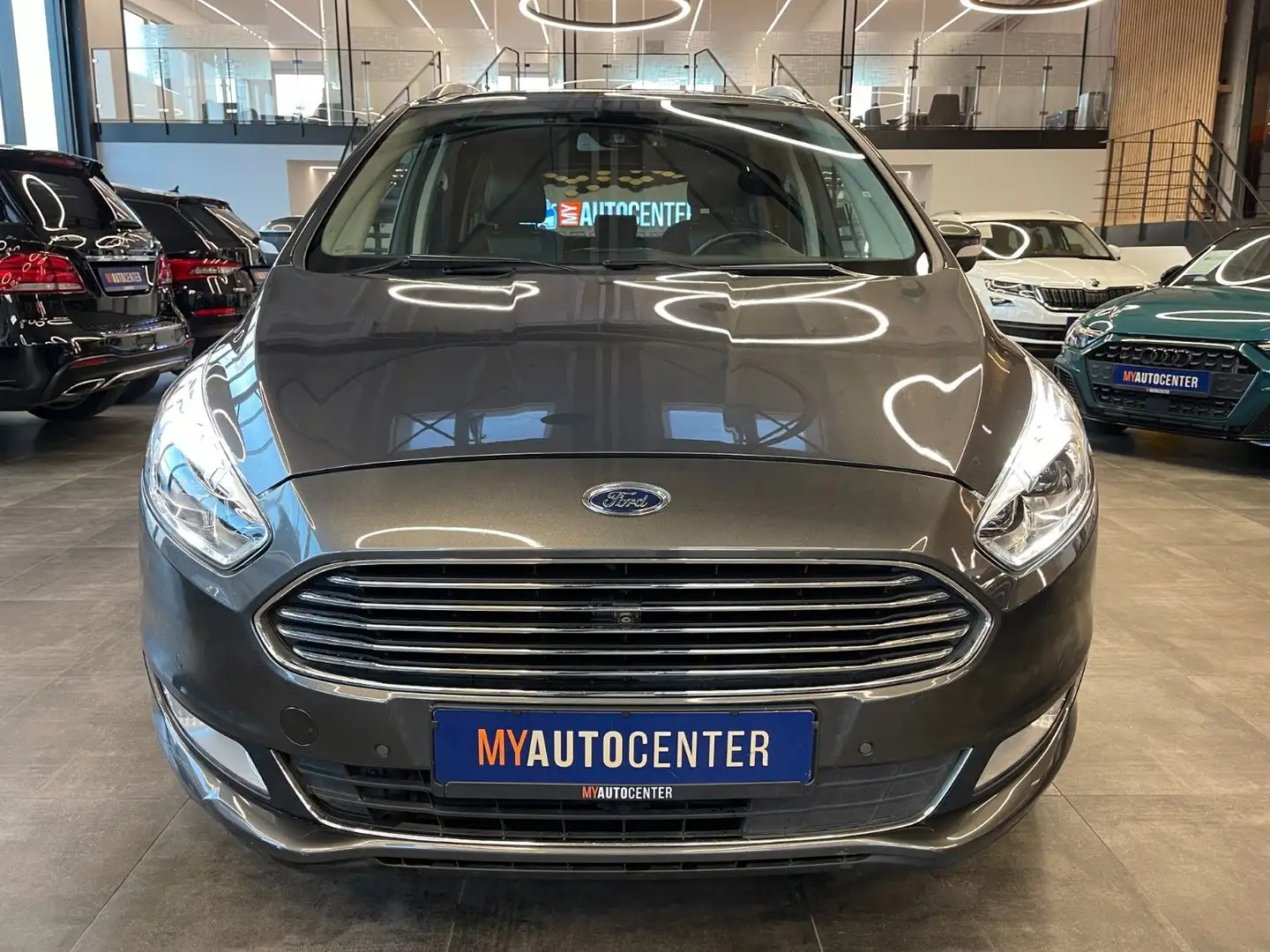 Ford Galaxy 2.0 TDCi Titanium *7-SITZER*AHK*NAVI*KAM* Gris - 2
