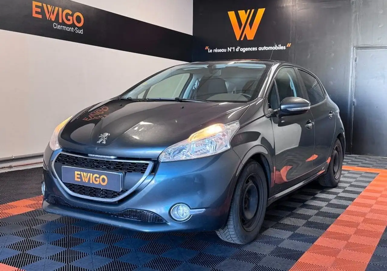 Peugeot 208 1.4 hdi 68ch access 2eme main