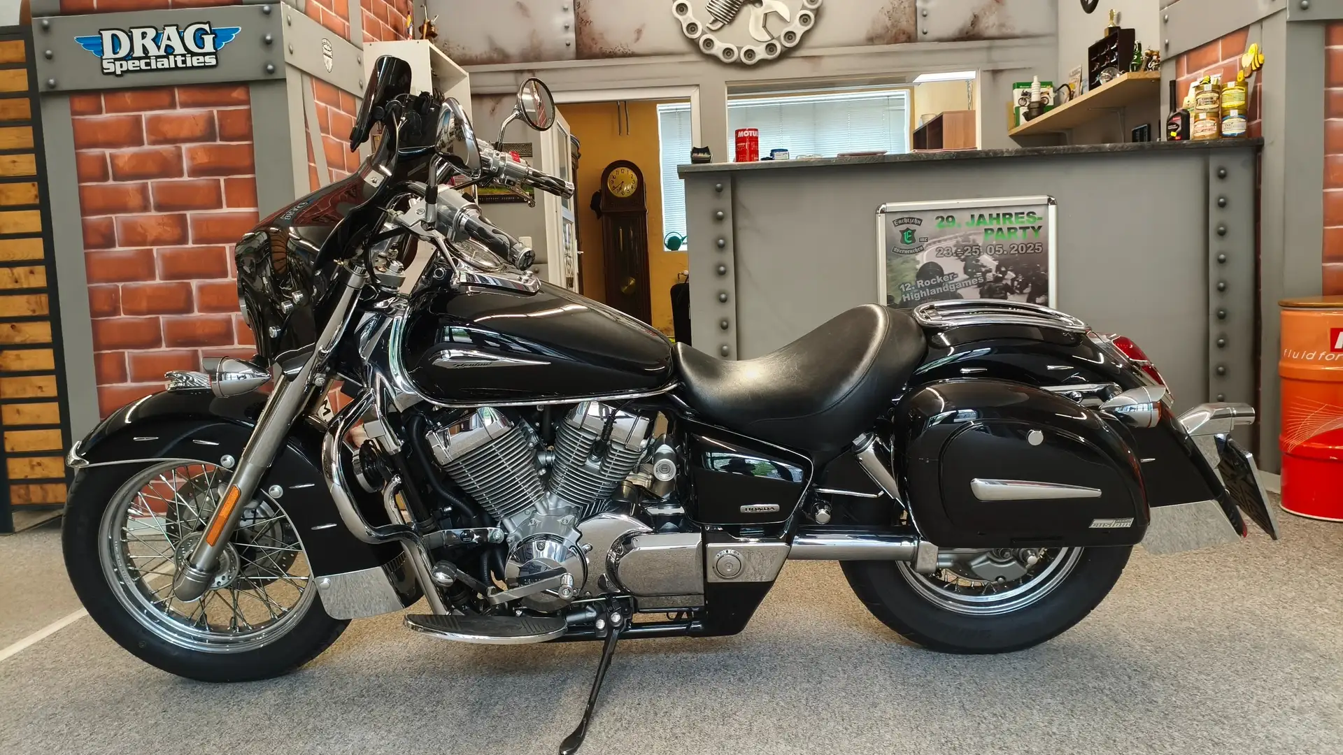 Honda VT 750 CS Schwarz - 1