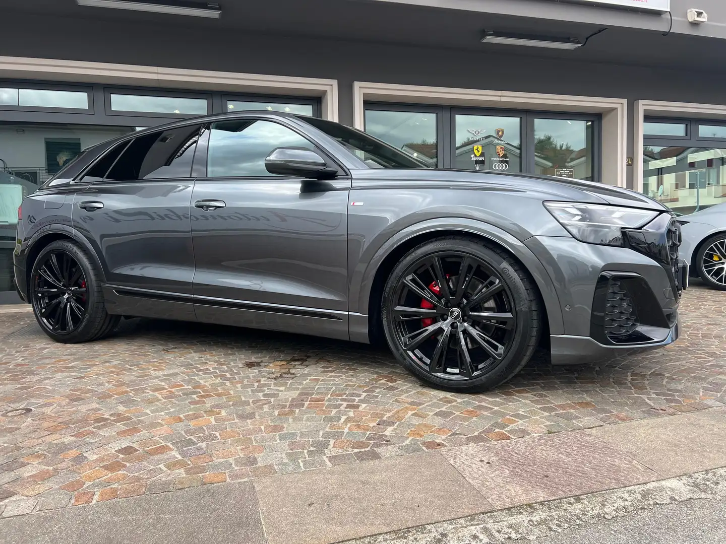 Audi Q8 50 3.0 tdi mhev quattro-S LINE PLUS-23"-UFFICIALE Grau - 1