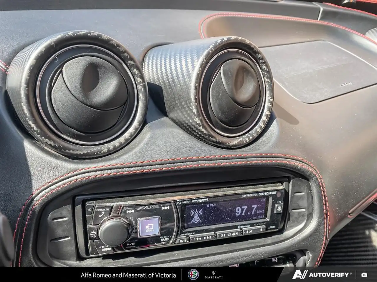 Alfa Romeo 4C снимка Alfa Romeo 4C