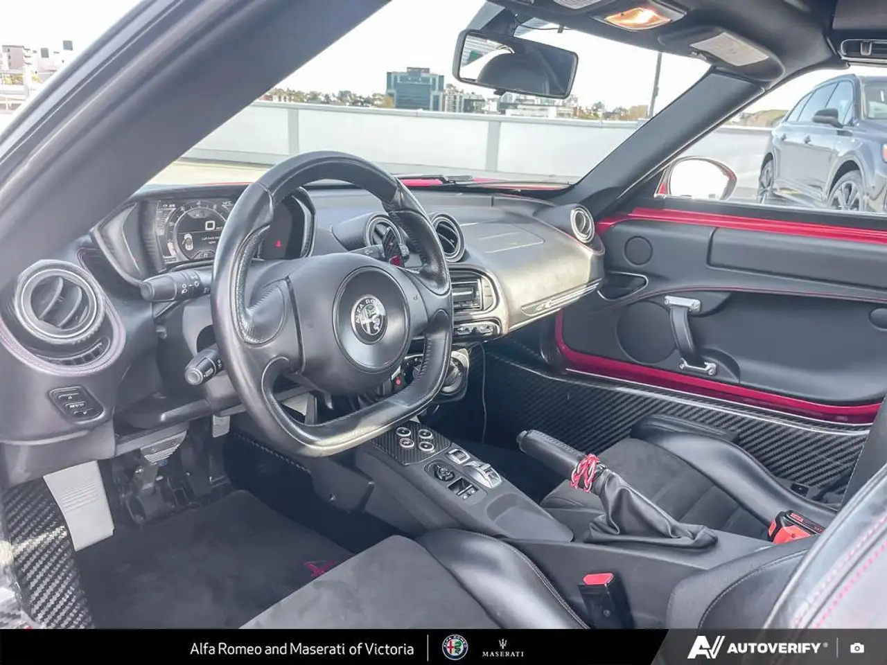 Alfa Romeo 4C снимка Alfa Romeo 4C