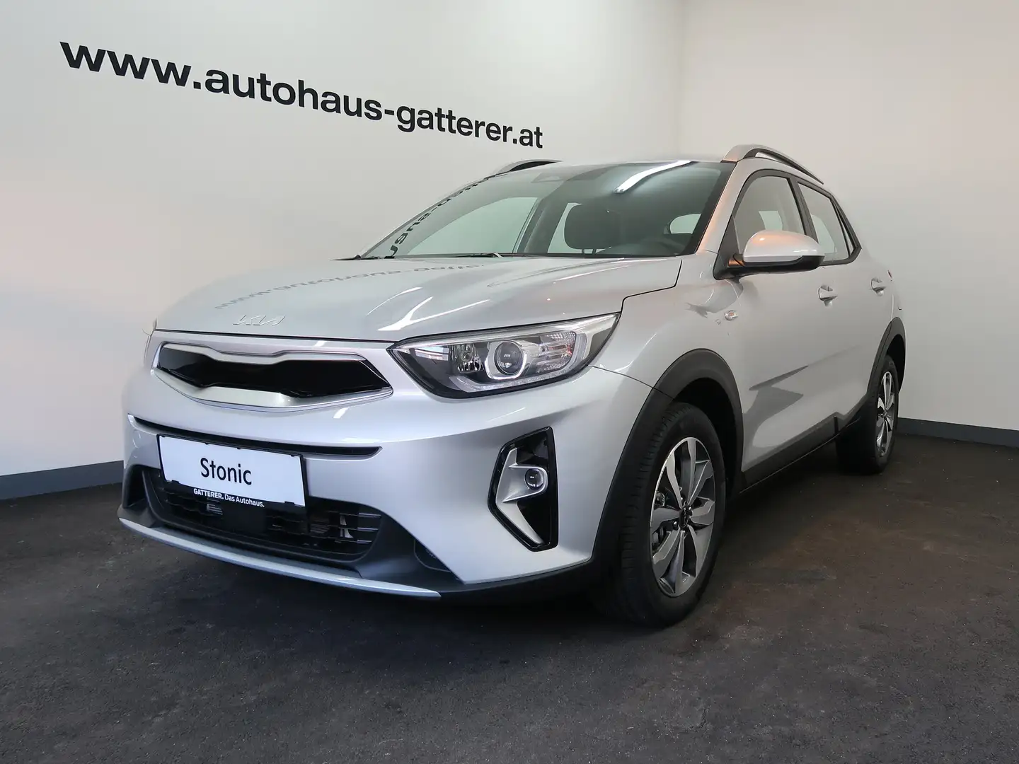 Kia Stonic 1,0 TGDI GPF ISG Silber Silber - 1