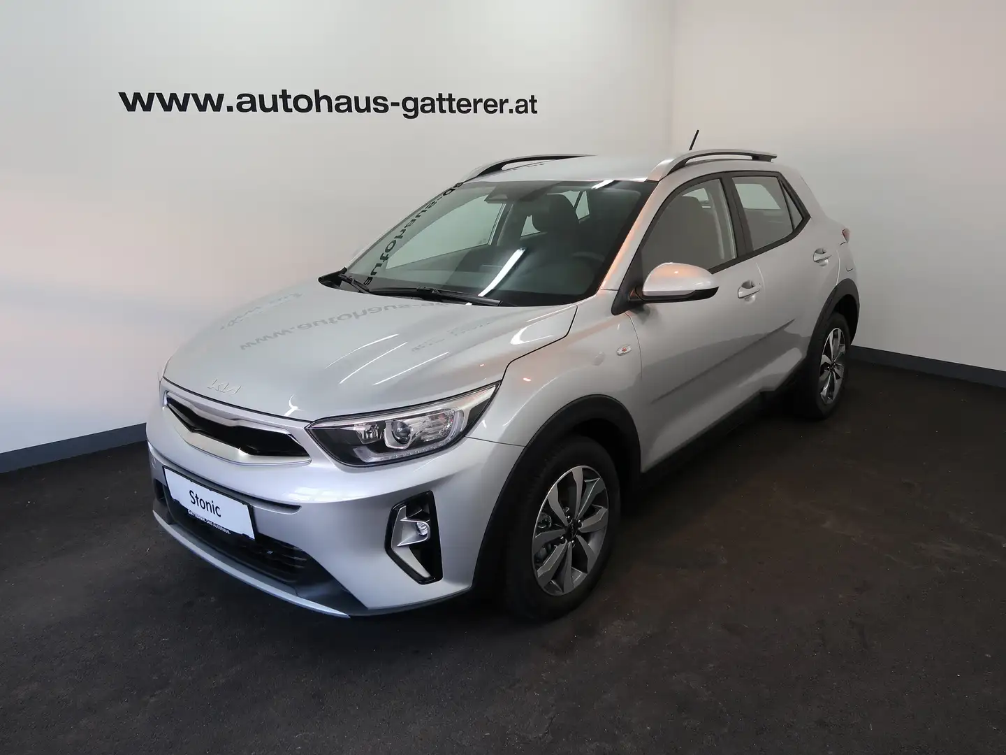 Kia Stonic 1,0 TGDI GPF ISG Silber Silber - 2