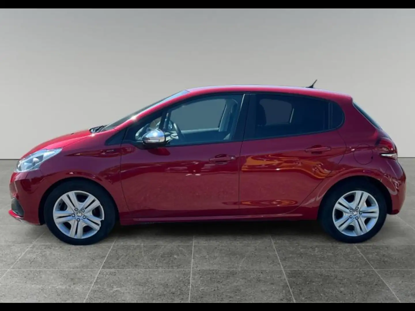 Peugeot 208 1.2 PureTech 82ch E6.c Signature 5p Rouge - 2