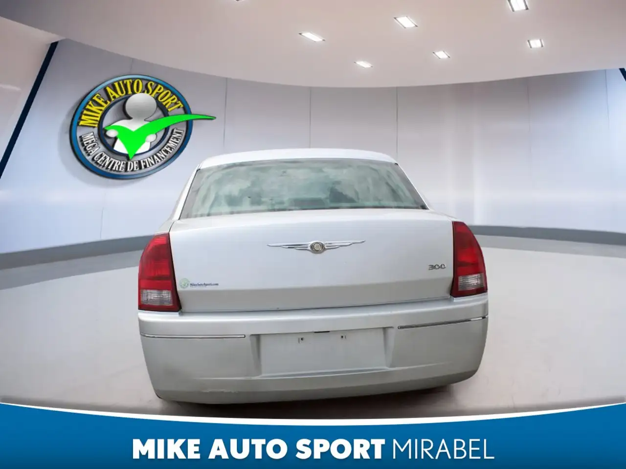 Chrysler 300 photo Chrysler 300