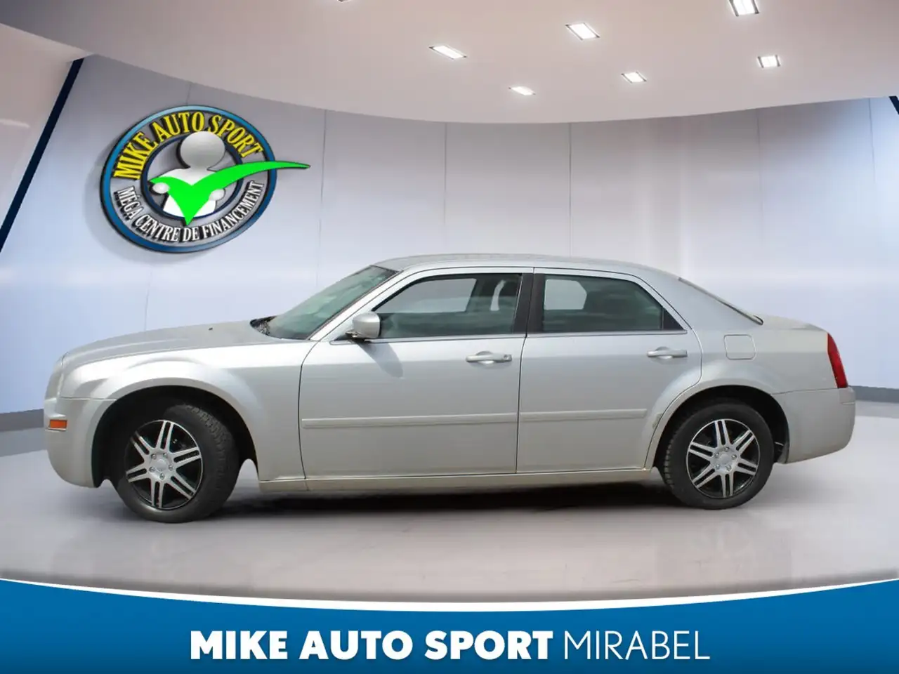 Chrysler 300 photo Chrysler 300
