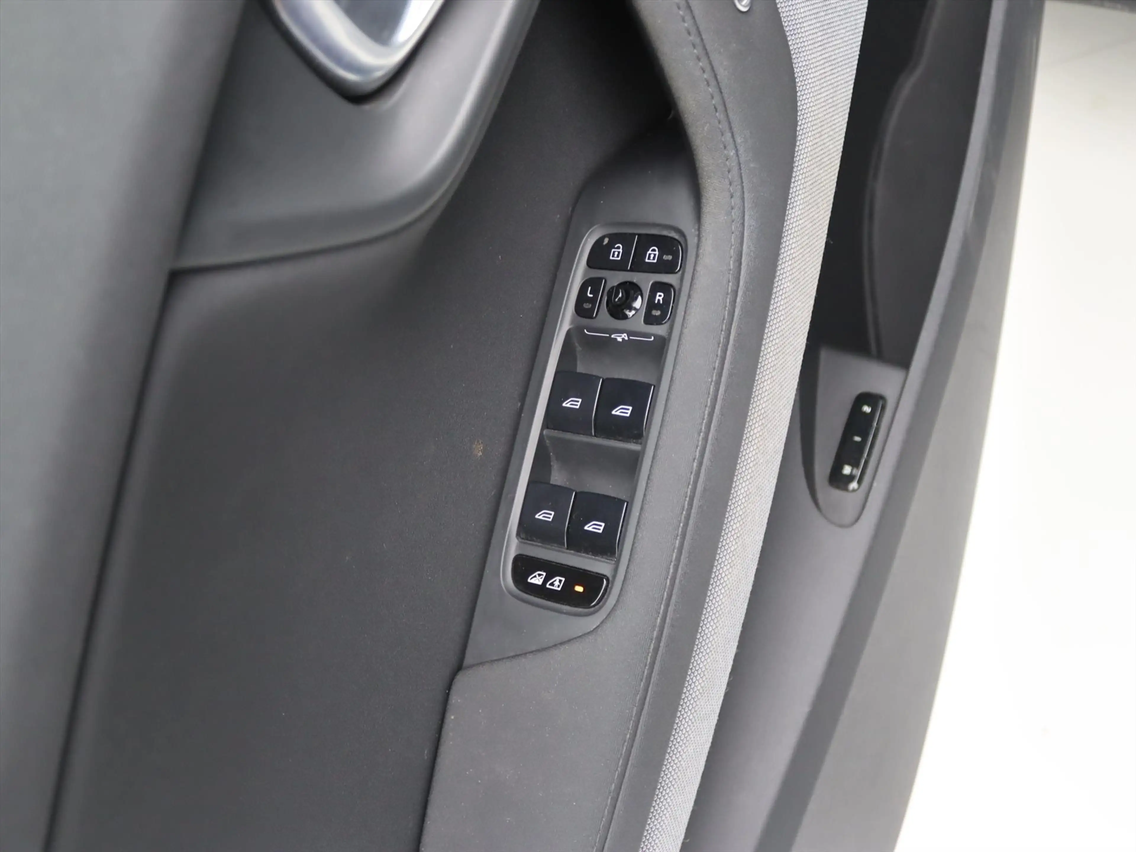 Polestar 2 Long Range Single Motor 231PK [ PILOT PACK+ELEK. S — photo 30