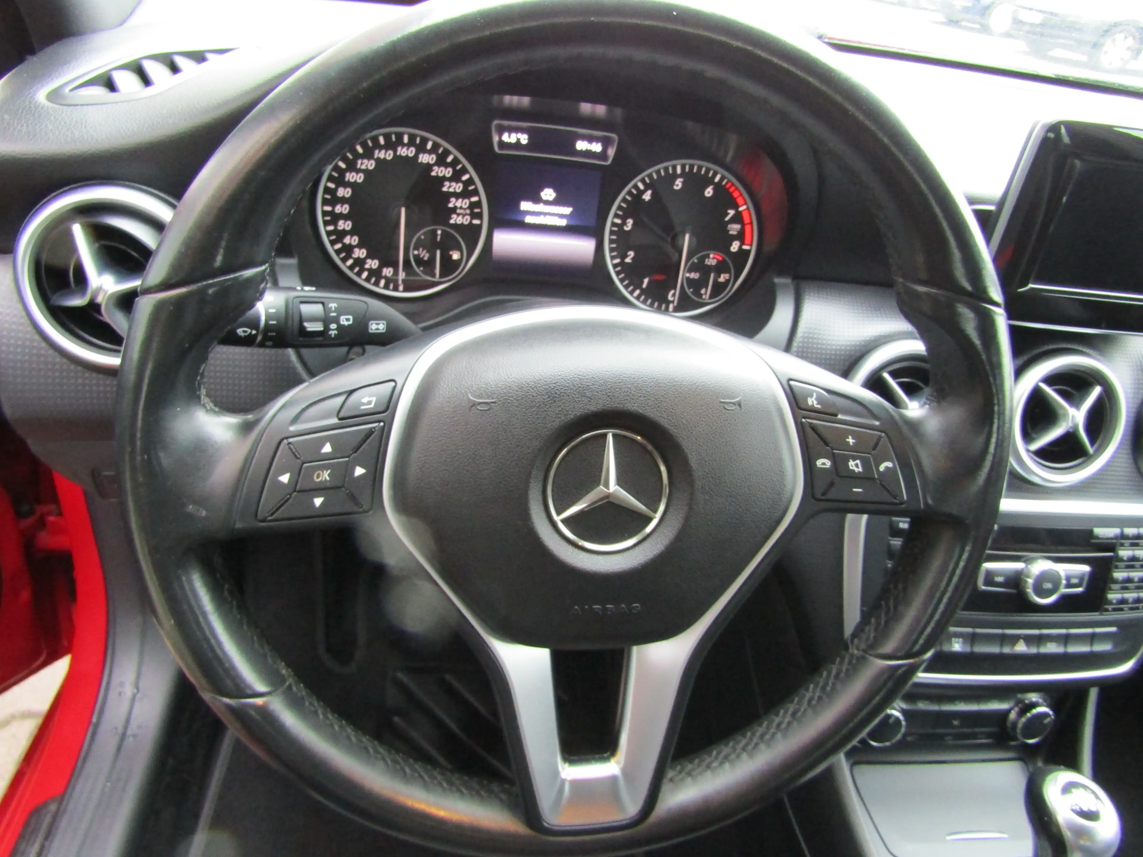 Mercedes-Benz A 180 A 180 BlueEfficiency, 1 Hand, 8 Fach Bereifung, — photo 9