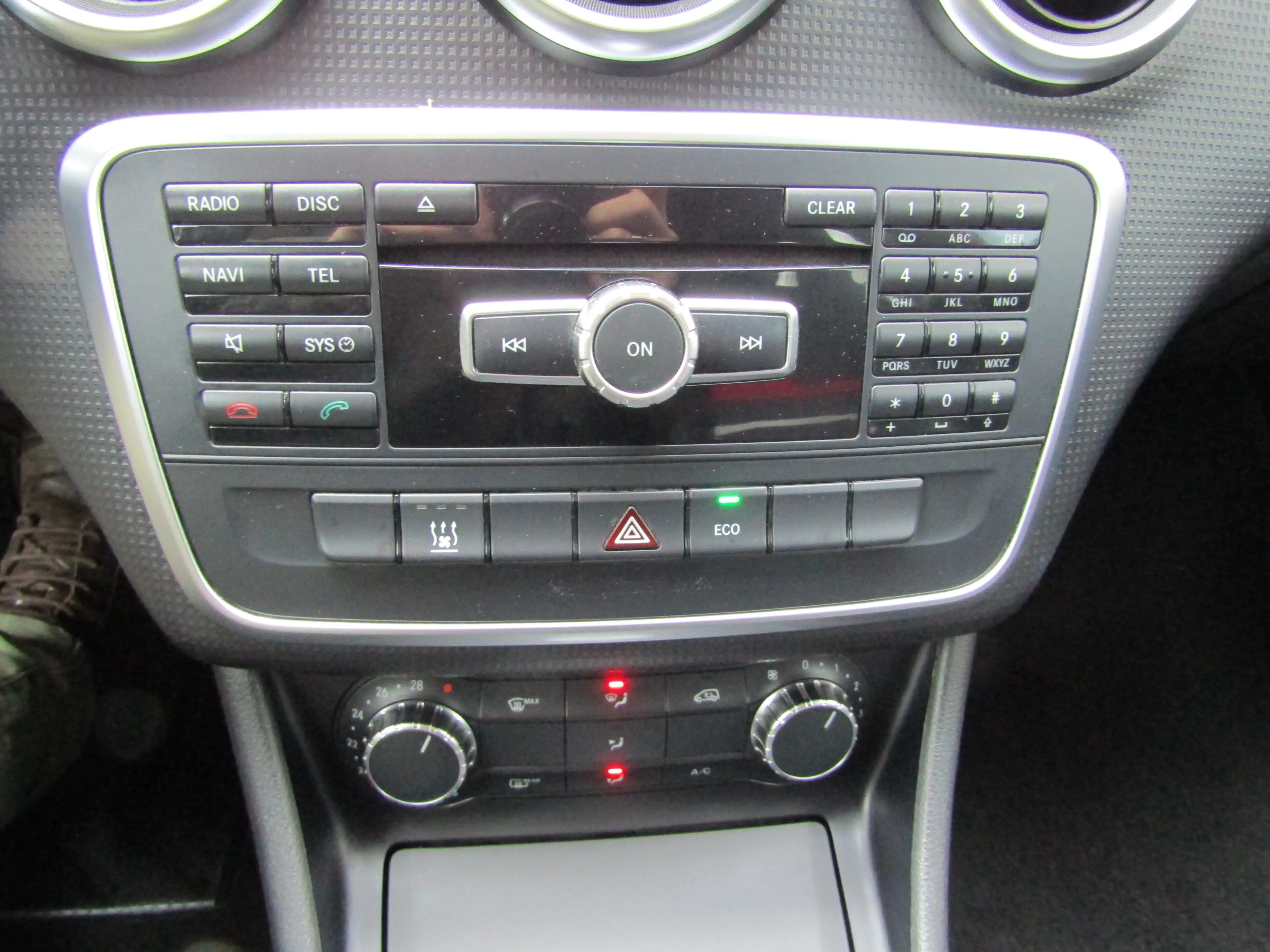 Mercedes-Benz A 180 A 180 BlueEfficiency, 1 Hand, 8 Fach Bereifung, — photo 11