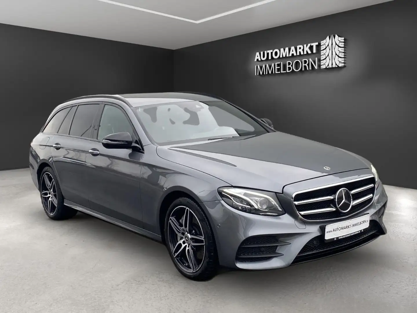Mercedes-Benz E 400 d AMG 19*Multibeam*Distro*Wides*Burmester* Grau - 1