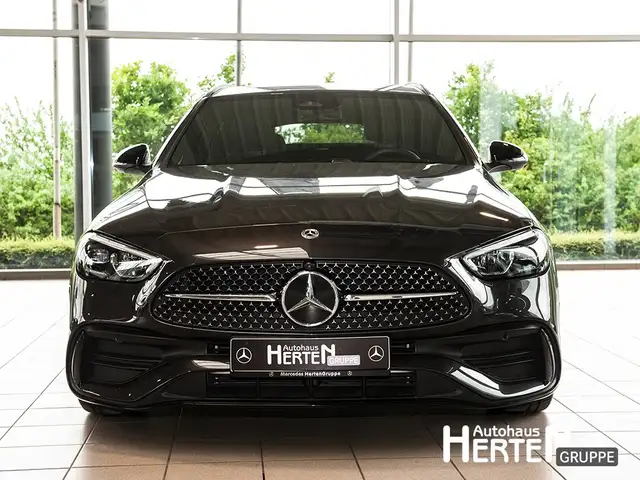 Mercedes-Benz C-Class view 2