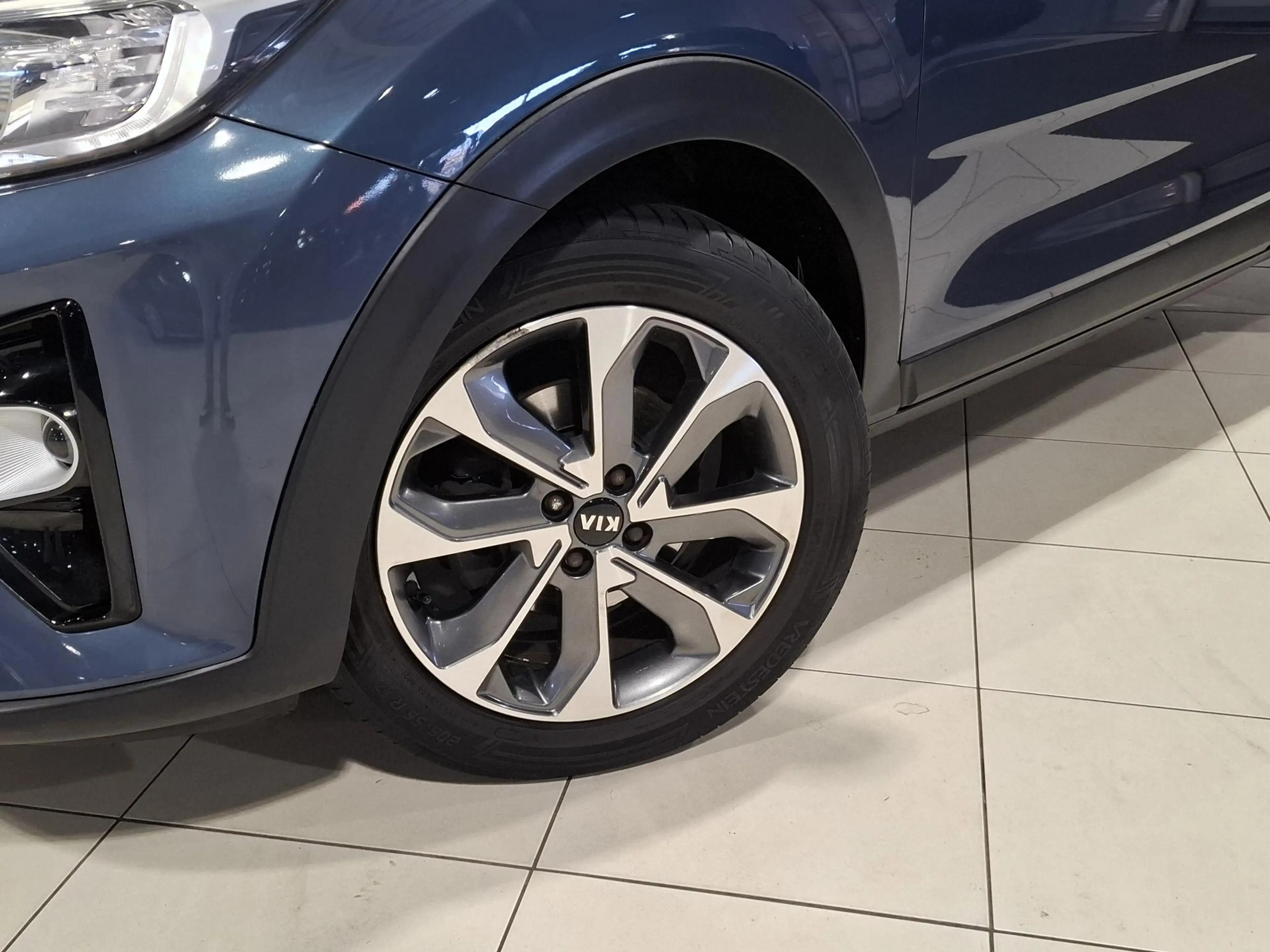 Kia Stonic 1.0 T-GDi ComfortPlusLine Navigator Apple Carplay/ — photo 2