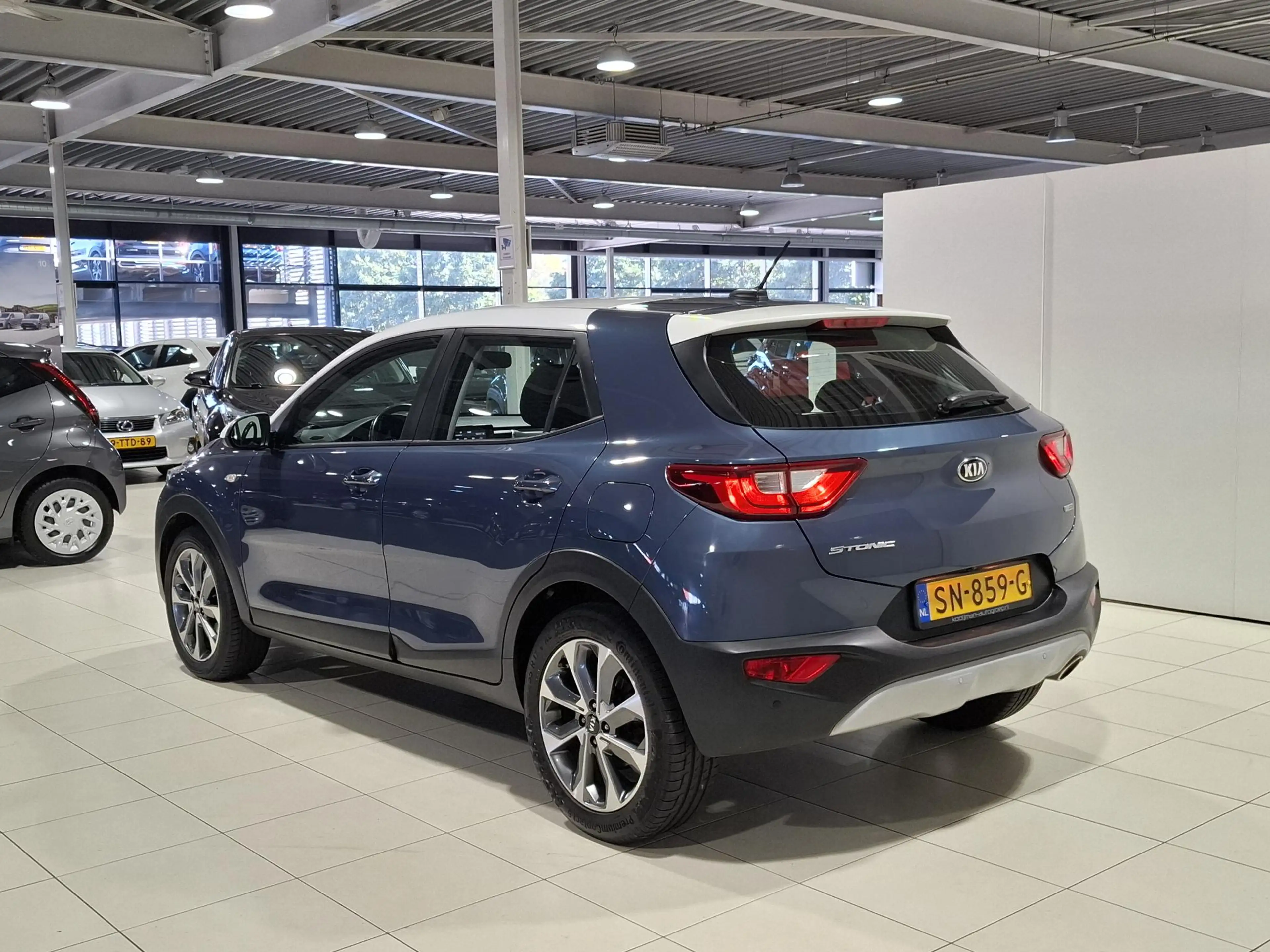 Kia Stonic 1.0 T-GDi ComfortPlusLine Navigator Apple Carplay/ — photo 6