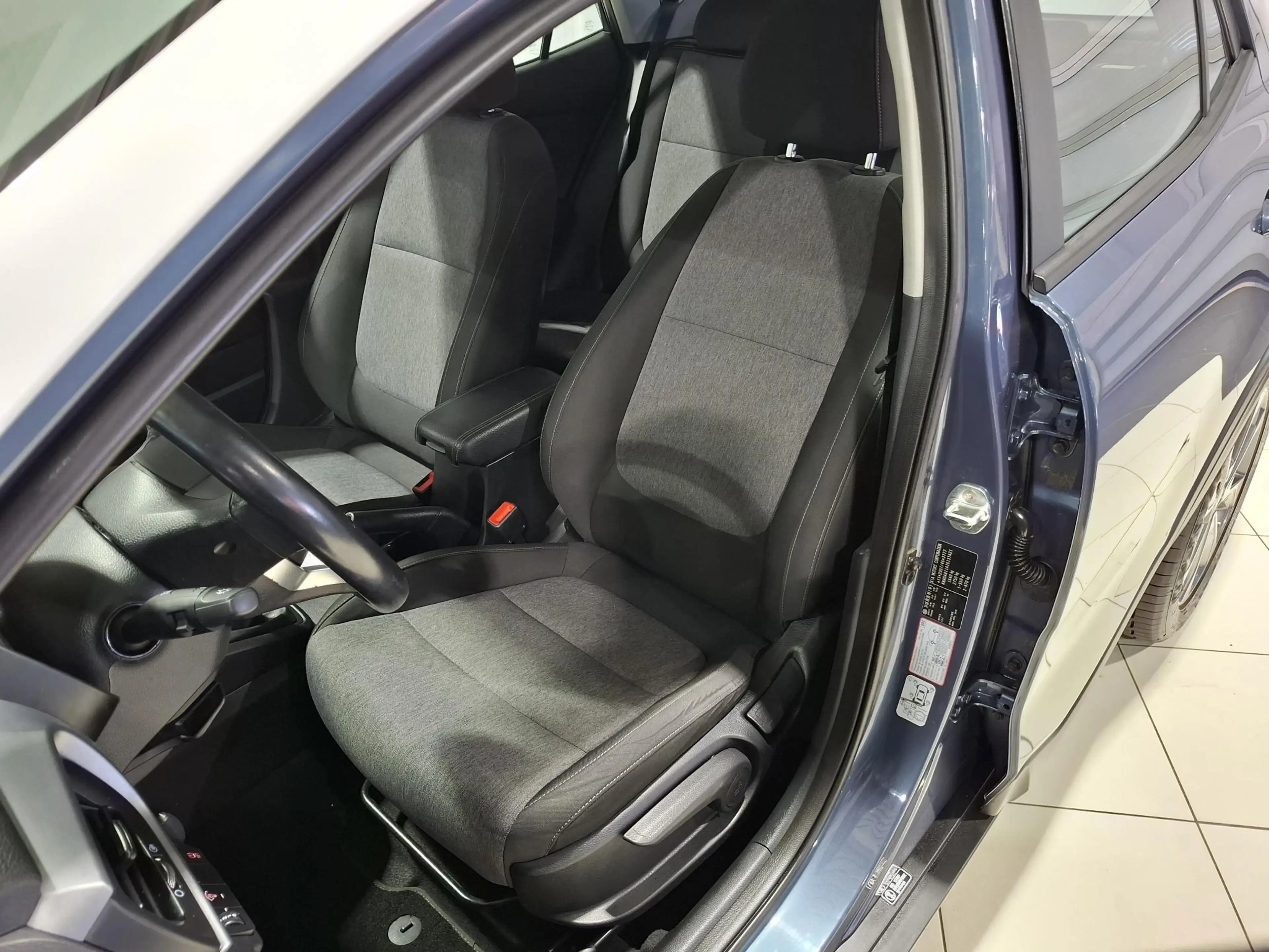 Kia Stonic 1.0 T-GDi ComfortPlusLine Navigator Apple Carplay/ — photo 10