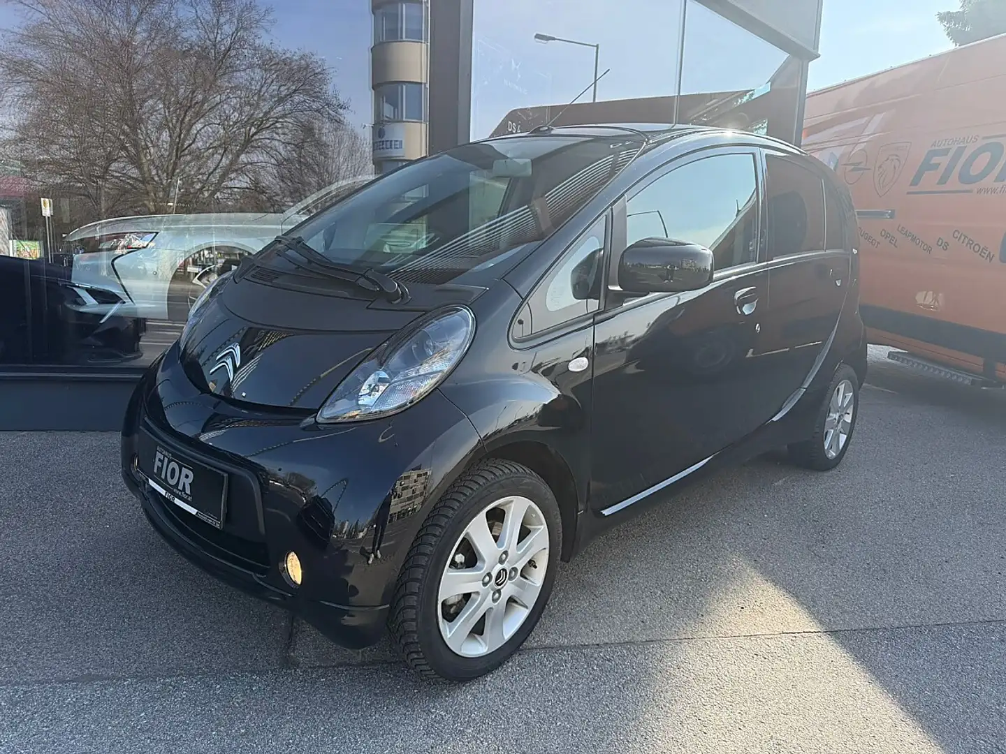 Citroen C-Zero Seduction (G2822) Schwarz - 1