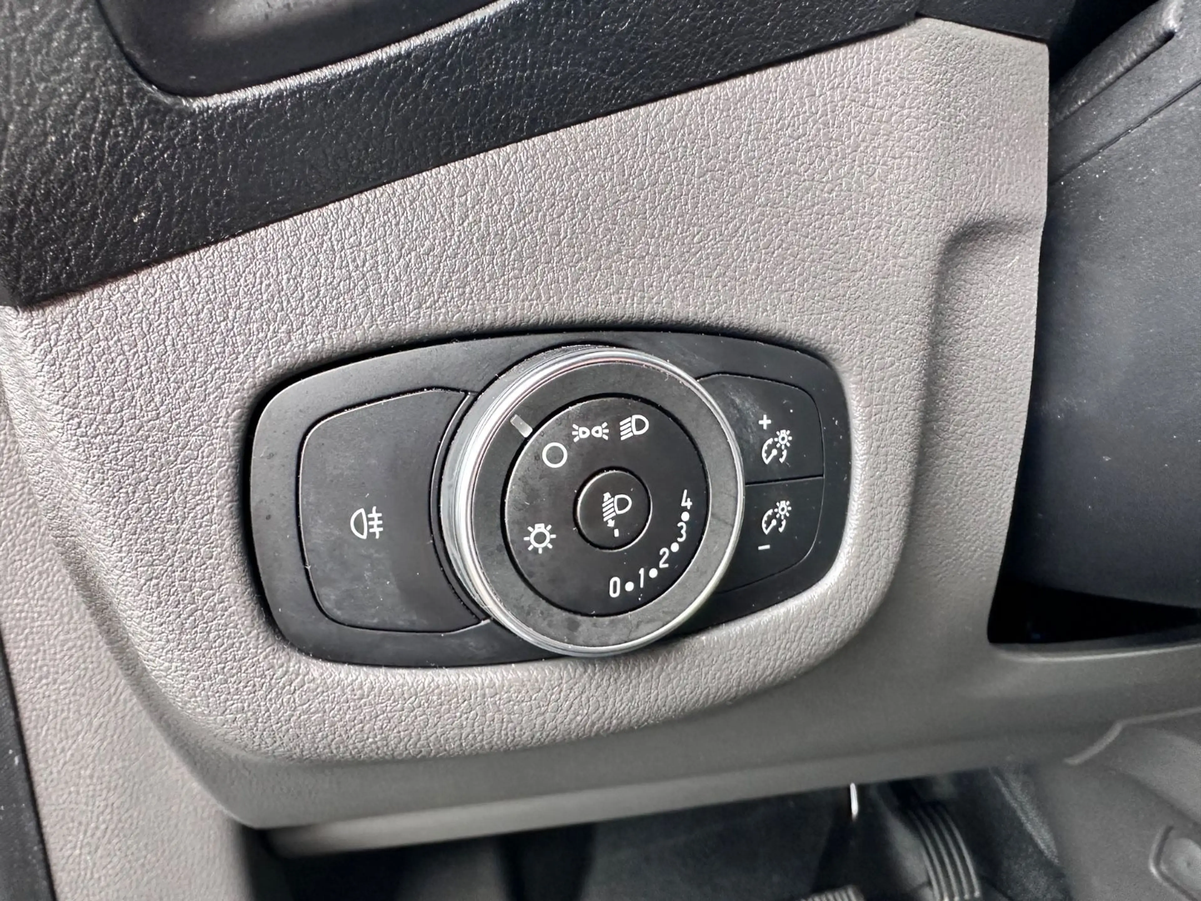 Ford Transit Connect Kasten lang Aut. Leder PDC AHK — photo 10